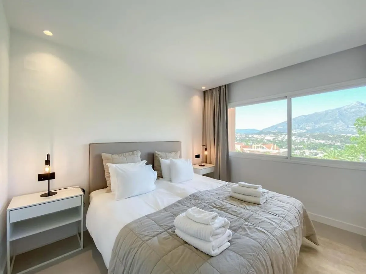 Heated Rooftop Pool Penthouse Views Magna Marbella Apartment