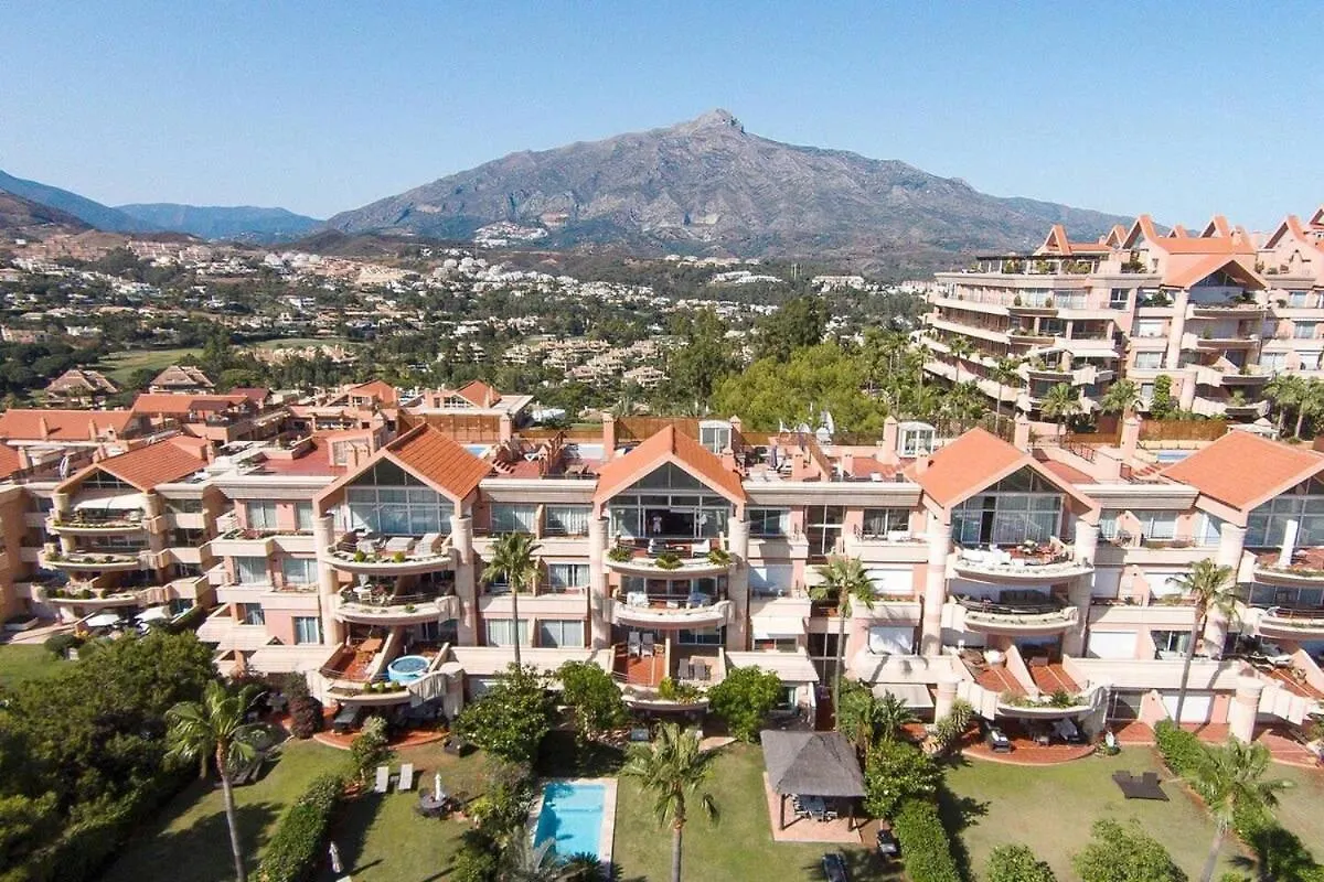 Apartment Heated Rooftop Pool Penthouse Views Magna Marbella