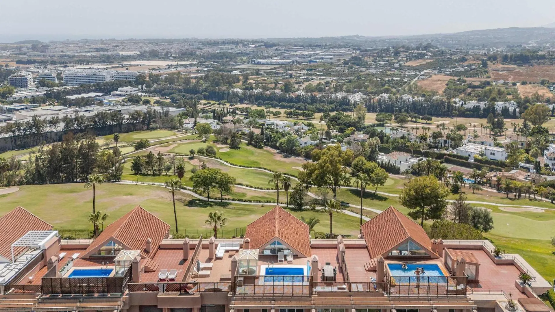 Heated Rooftop Pool Penthouse Views Magna Marbella 0*,