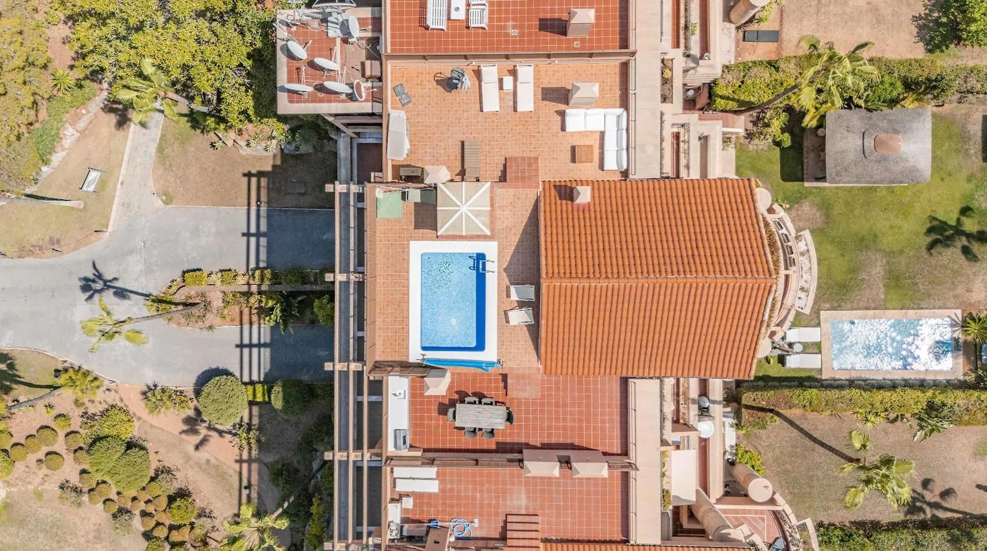 Heated Rooftop Pool Penthouse Views Magna Marbella Lejlighed